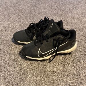 Nike Kids Black and White Vapor baseball cleats